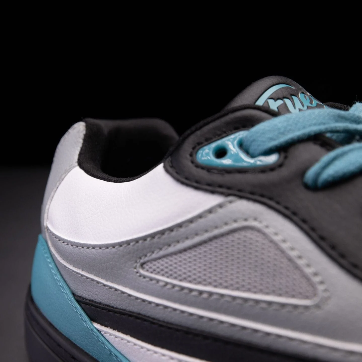 BDash Low-top - Image 13