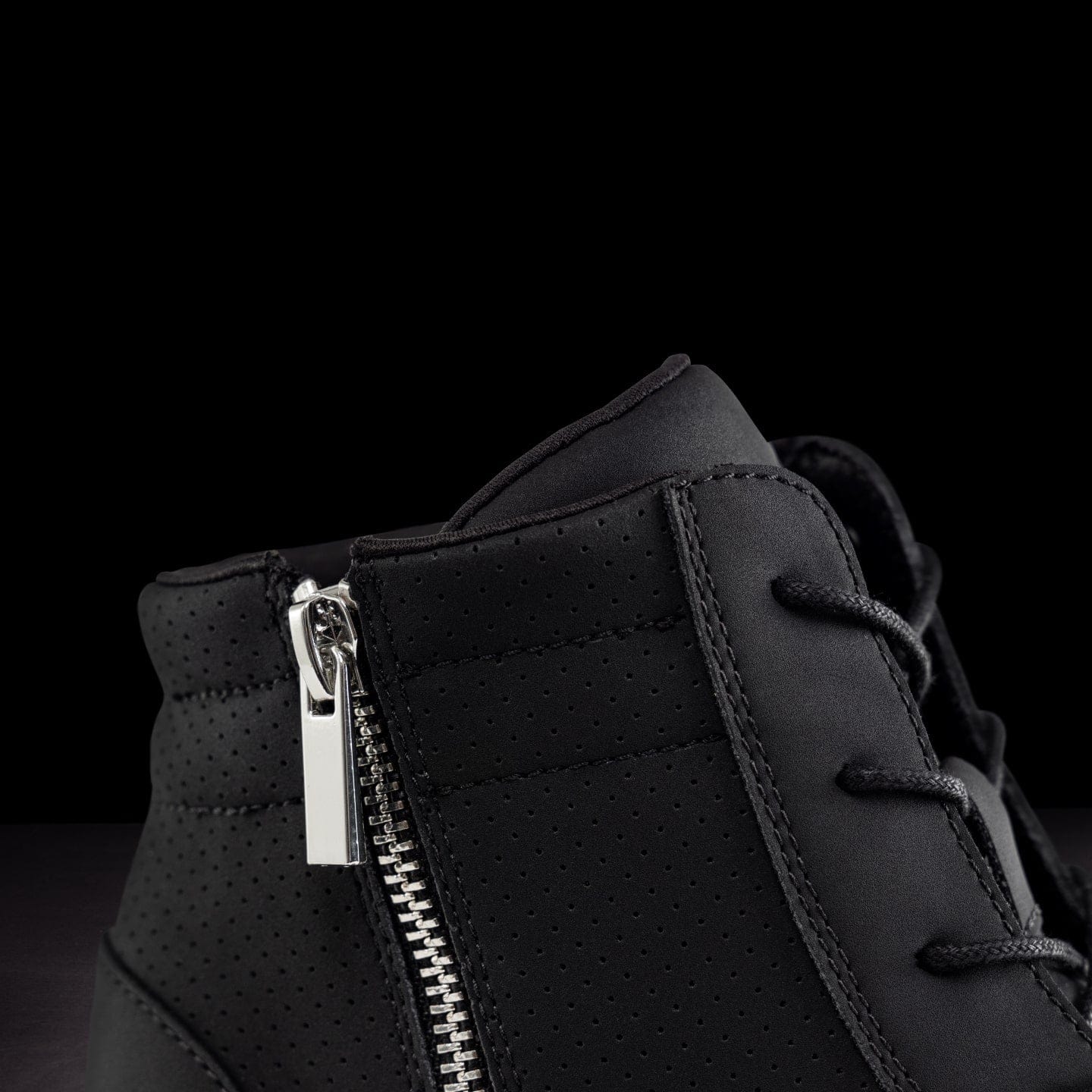 Black Wedge - Image 13