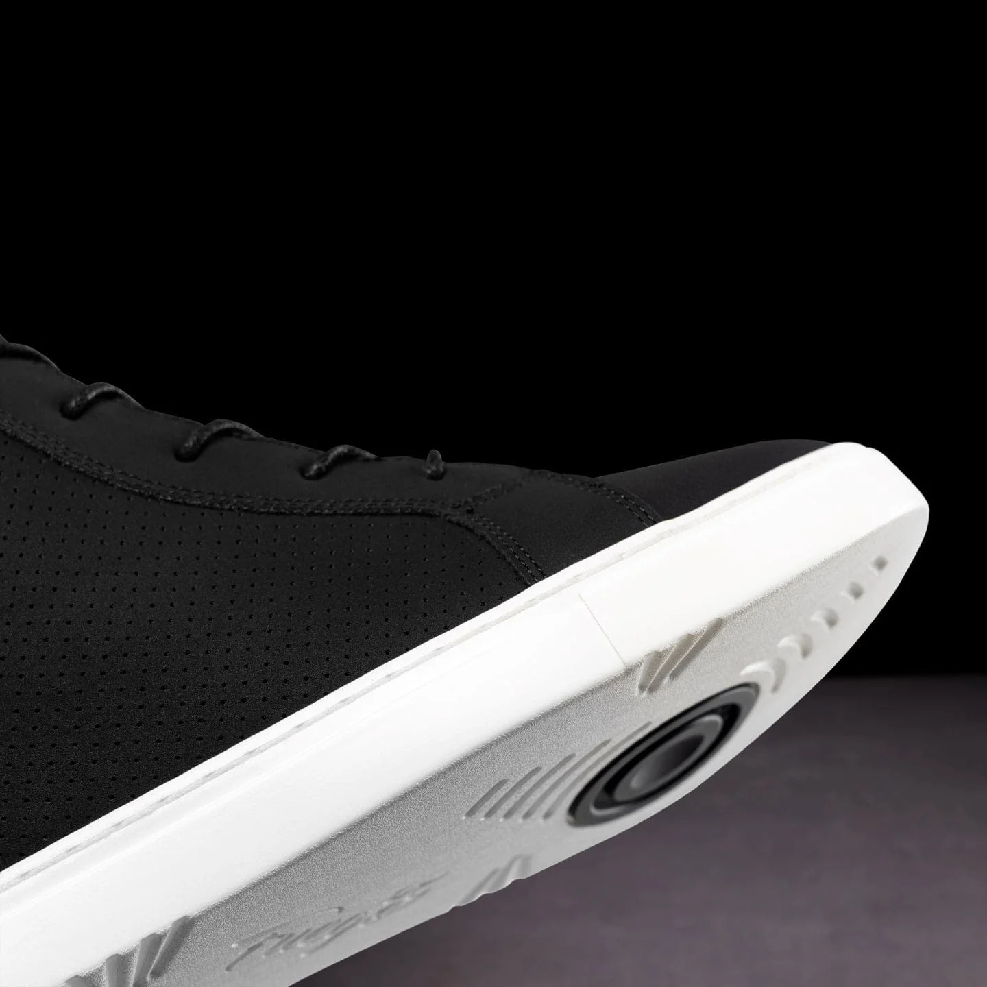 Black Wedge - Image 14