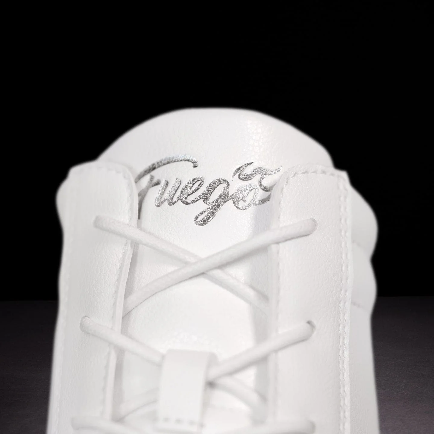 White Wedge - Image 13