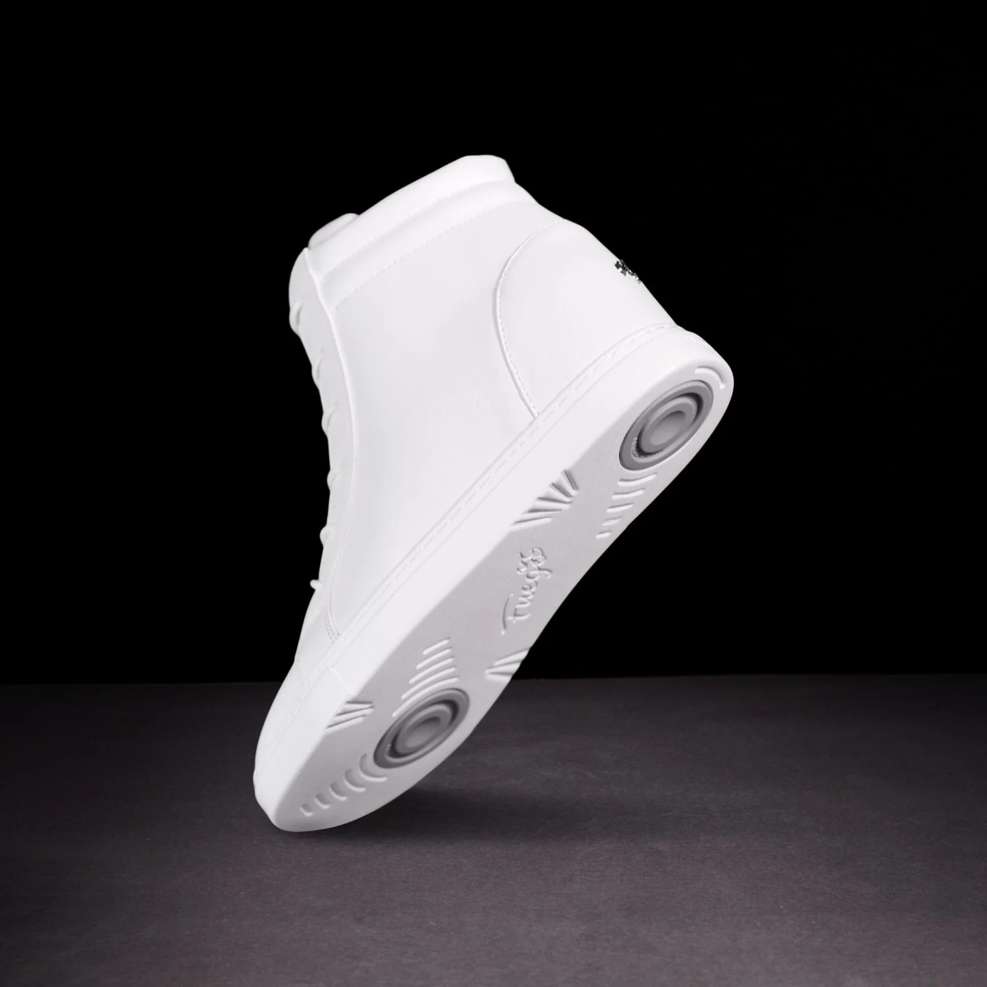 White Wedge - Image 4